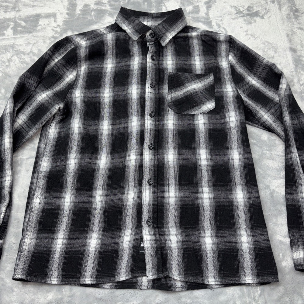 Brooklyn Cloth - Fleece Flannel Shirt men's size - Medium plaid‎ black